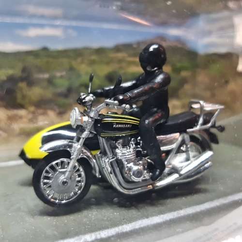 James Bond The Spy Who Loved Me Kawasaki Z900 with Sidecar