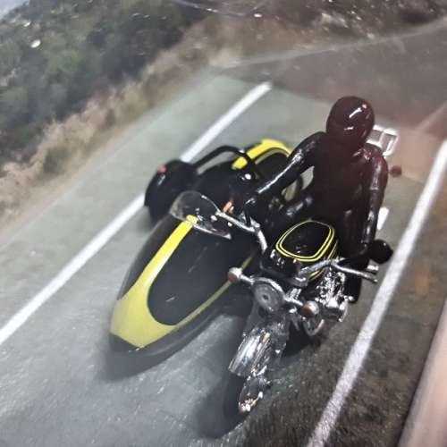 James Bond The Spy Who Loved Me Kawasaki Z900 with Sidecar