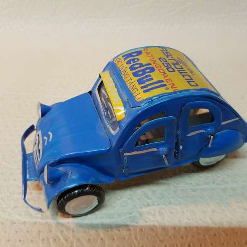 Hand Crafted Tin-toy Vintage Car!!!