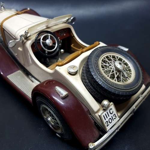 Original Bburago 1928 Mercedes Benz SSK Scale 1/18