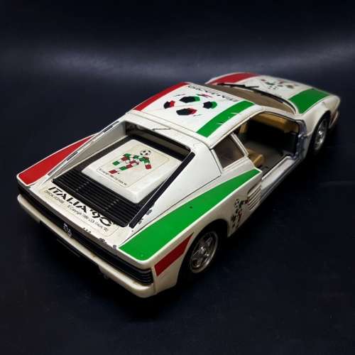 Original Bburago 1984 Ferrari Testarossa Scale 1/18