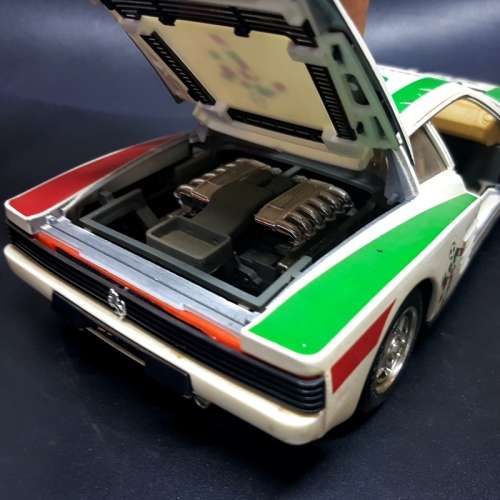 Original Bburago 1984 Ferrari Testarossa Scale 1/18