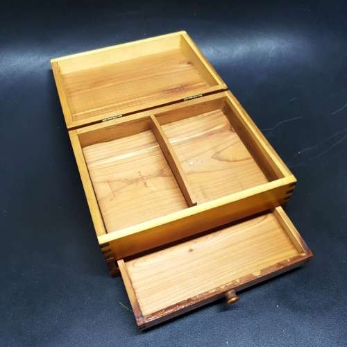 Original Hand Crafted Solid Wood Cigarette / Mini Cigar Box!!!