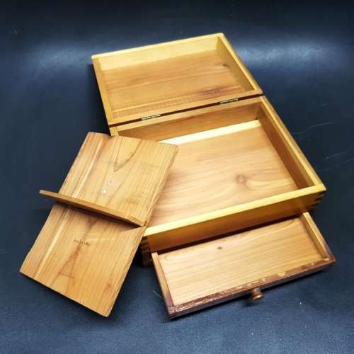 Original Hand Crafted Solid Wood Cigarette / Mini Cigar Box!!!