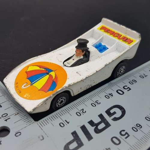 Original 1979 Vintage Corgi DC Comics Penguin!!!