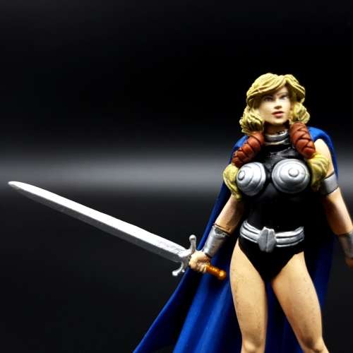 Original MARVEL Lead Cast Detailed Hand Painted 93 Valkyrie Figurine!!!