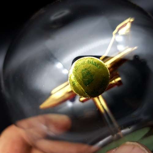 RARE!!!! Original Vintage 1970's English Mayflower Glass Sculpture "Tornado" !!!!