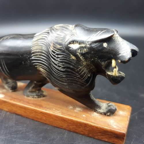 RARE!!! Vintage Hand Carved Horn Lion Paperweight!!!!