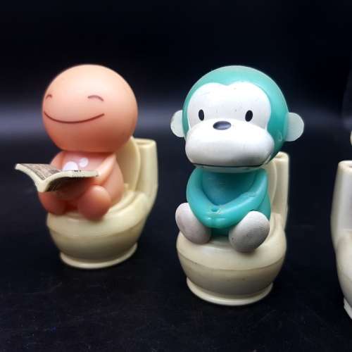 RARE!! Vintage Sun-powered "Monkey Business" Bobble Head Collection!!!!