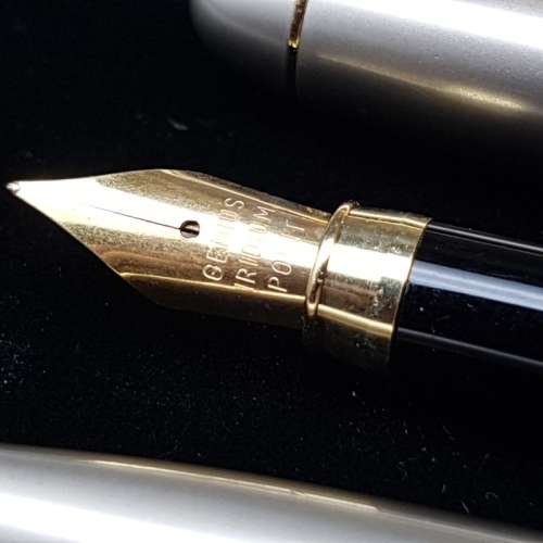 Original Vintage Branded Fountain Pen and Pencil (Boxed)