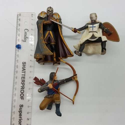Original Detailed Bully "Knights" Display Figurines!!! (Bid for All)