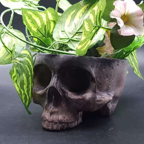 Original Ceramic Skull Planter!!!