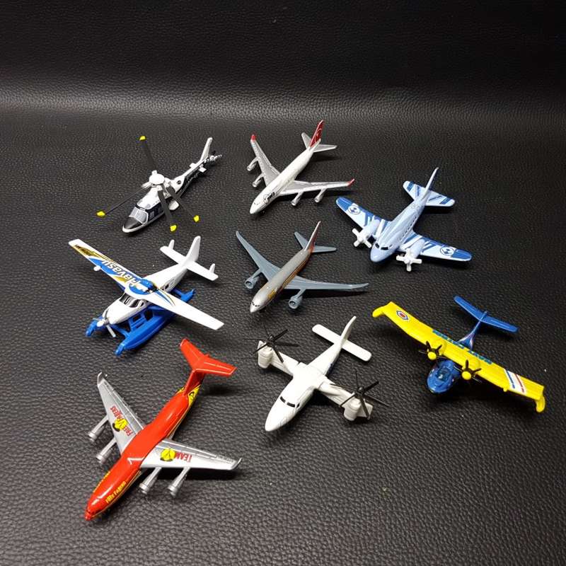 LARGE Collection of Die Cast Matchbox Aeroplanes!!! (Bid for all)