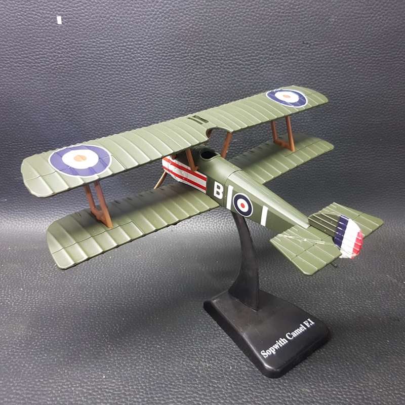 Detailed WW1 Sopwith Camel f1 Fighter Plane on Stand (Original Box) (200mm)