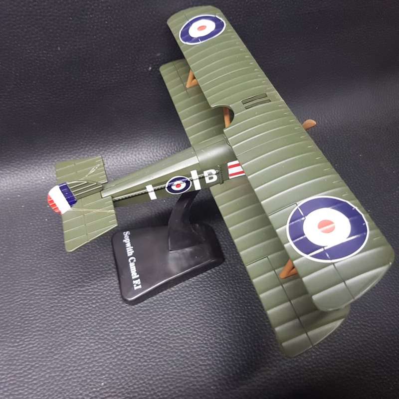 Detailed WW1 Sopwith Camel f1 Fighter Plane on Stand (Original Box) (200mm)