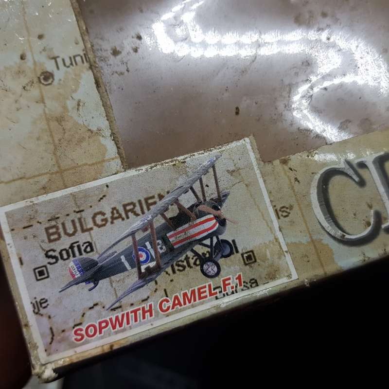 Detailed WW1 Sopwith Camel f1 Fighter Plane on Stand (Original Box) (200mm)