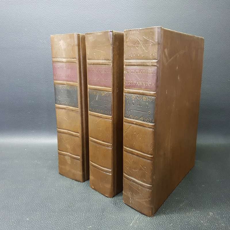 RARE!!! Encyclopedia Britannica First Edition Replica Set of the original 1768!!!!
