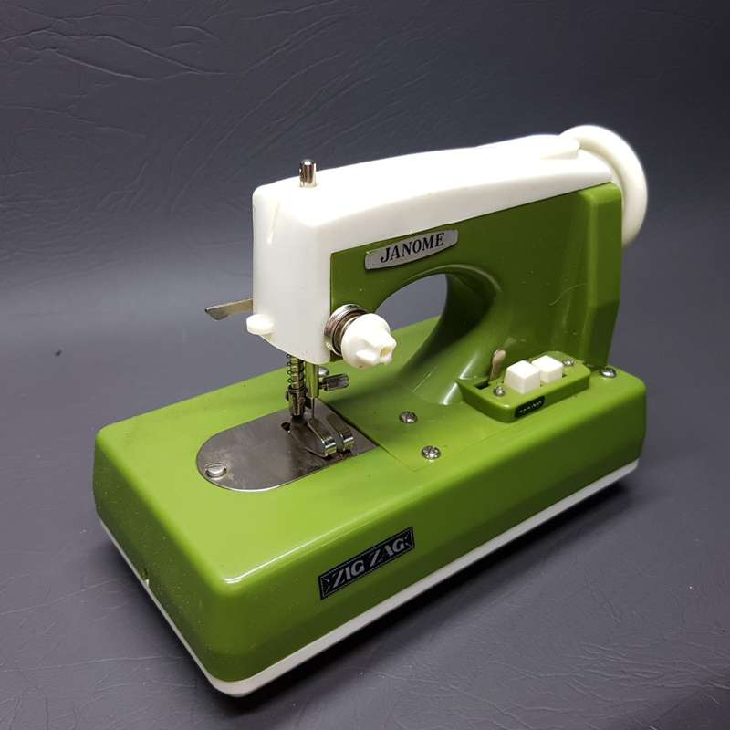 RARE!!! Vintage BOXED Japanese Battery Operated Sewing Machine!!!!