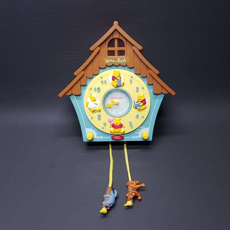 Original Winnie the Pooh Cuckoo Clock (Working)