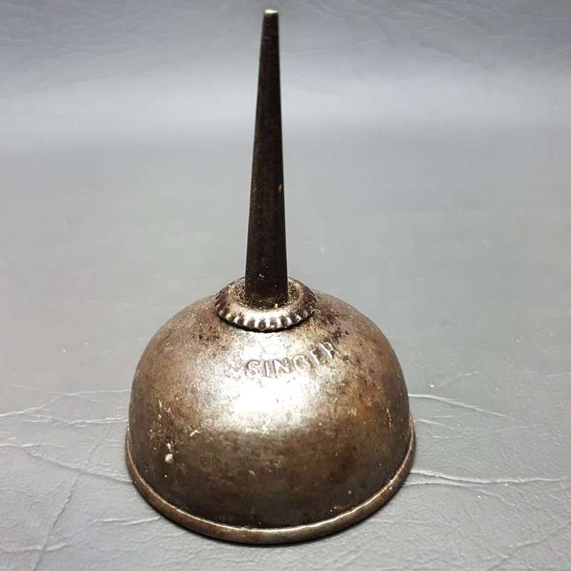 Small Highly Collectible Vintage Singer Oil Tin!!!