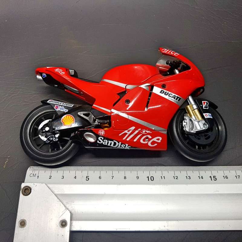Original Die Cast Detailed Ducati Motorcycle Model!!!