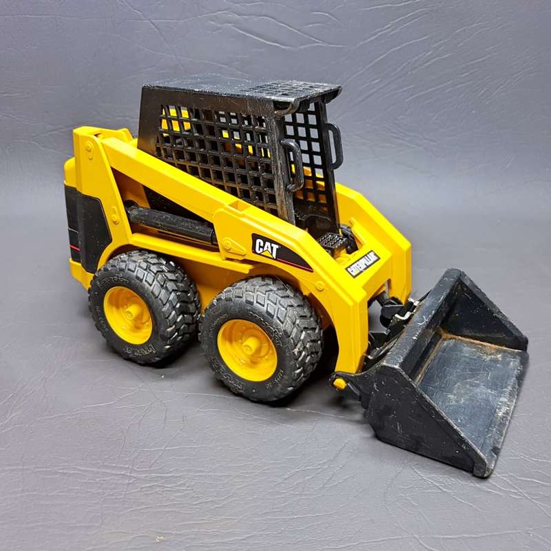 Original Detailed German Bruder Toys CAT Skid Steer Loader!!!