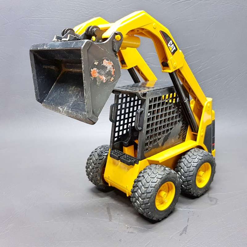 Original Detailed German Bruder Toys CAT Skid Steer Loader!!!