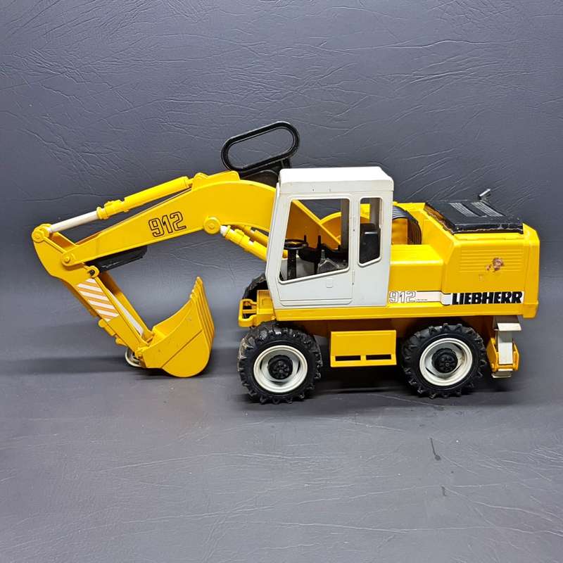 Original Bruder Excavator Liebherr 912 Scale 1:16 Made in Germany 792/01!!!