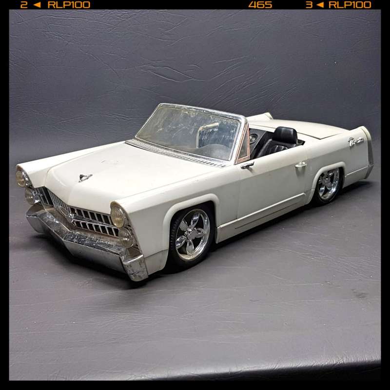MASSIVE (450mm) MGA Entertainment Girls 2002 Rare Bratz FM Radio Car (Note Missing Door)