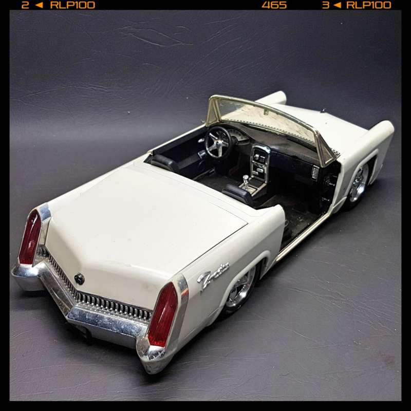 MASSIVE (450mm) MGA Entertainment Girls 2002 Rare Bratz FM Radio Car (Note Missing Door)