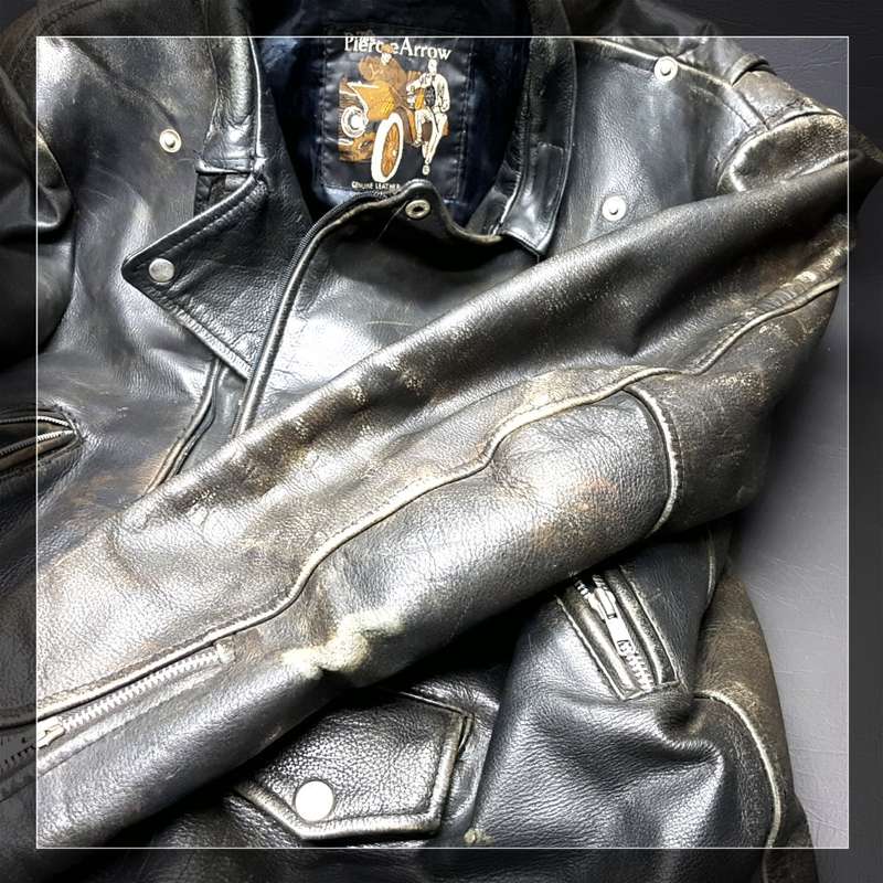 RARE!! Original Genuine Leather Vintage Pierce Arrow Biker Jacket (Size XXL)