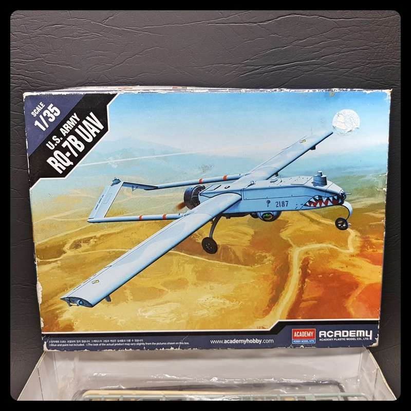 Original Academy 1:35 US Army RQ-7B UAV (Complete)