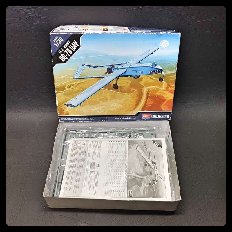 Original Academy 1:35 US Army RQ-7B UAV (Complete)