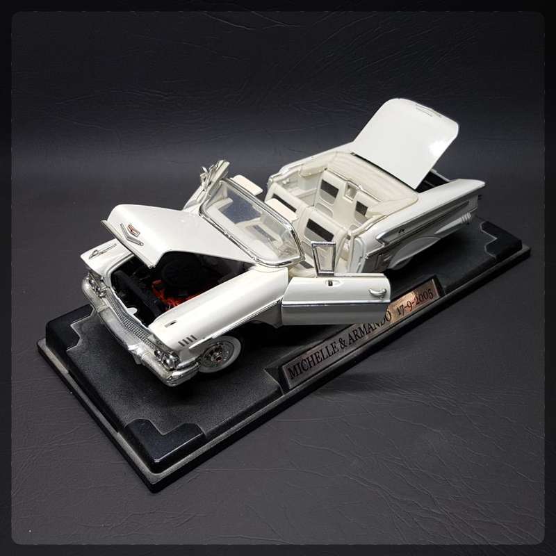LARGE Scale 1:18 2002 Motor Max Chevrolet Impala Detailed Die Cast Metal Model!!!