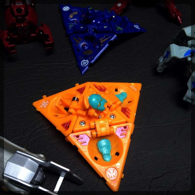 RARE Odd Shaped Original Bakugan Brawlers and Characters!!!