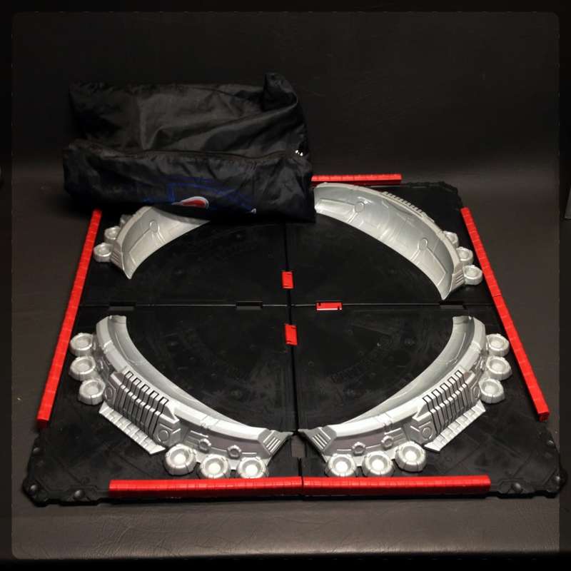 Original Bakugan Brawlers Collapsible Tournament board and Zipper bag!!!