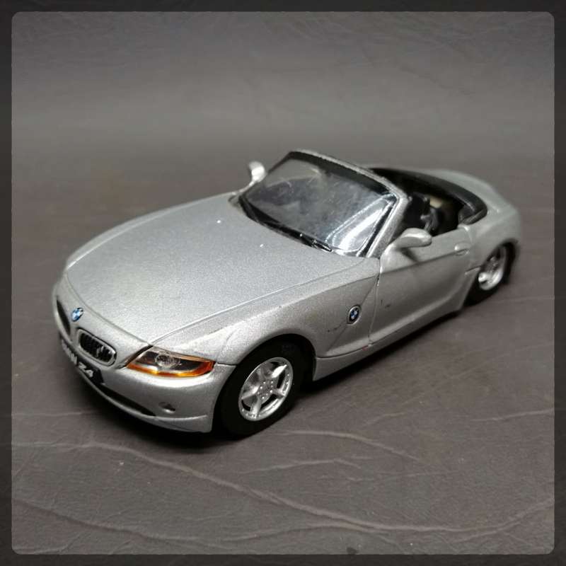 Original Die Cast Metal 1:36 NewRay BMW Z4