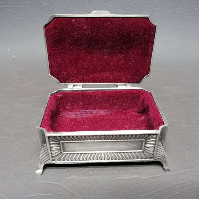 Small Silver Metal Decorative Jewelry Box!!!