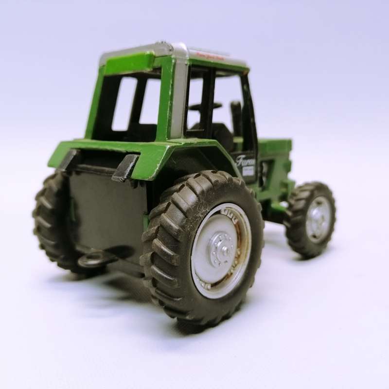 Highly Detailed Die cast Metal Green Friction Toy Tractor!!!
