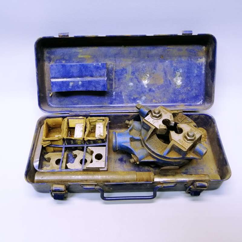 :Large Solid Cast Metal Original Toolbox Tinned Pipe Reamer/Tap Set!!!