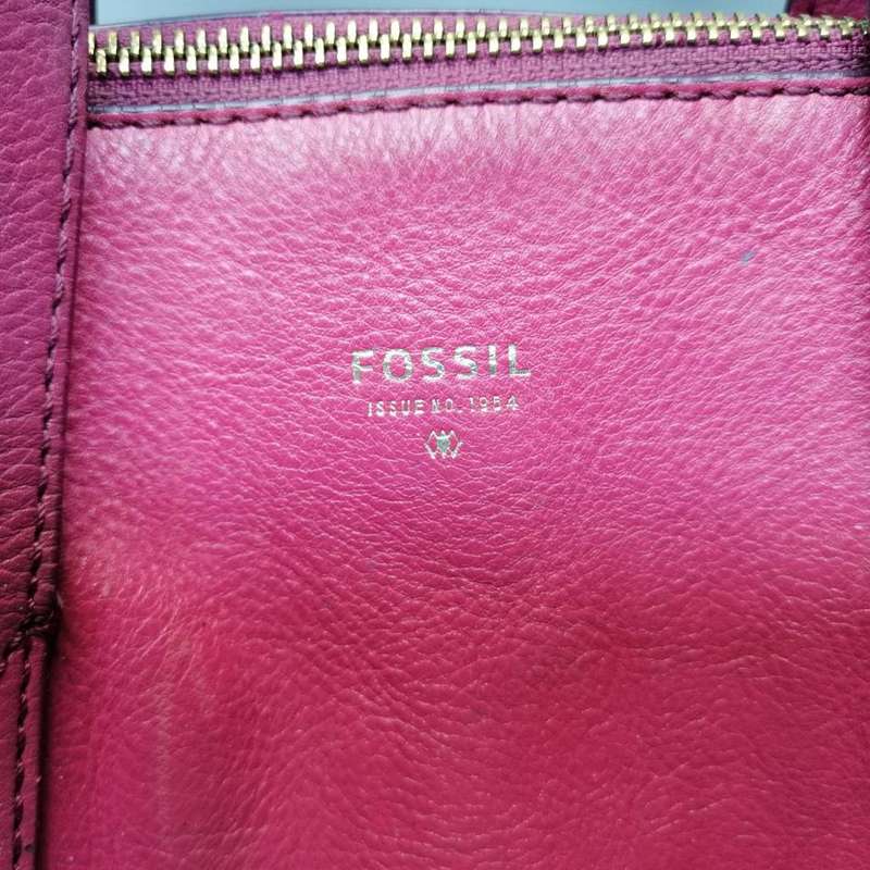 Original Fossil Leather Hand Bag!!!