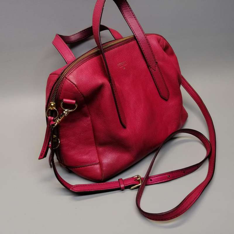 Original Fossil Leather Hand Bag!!!