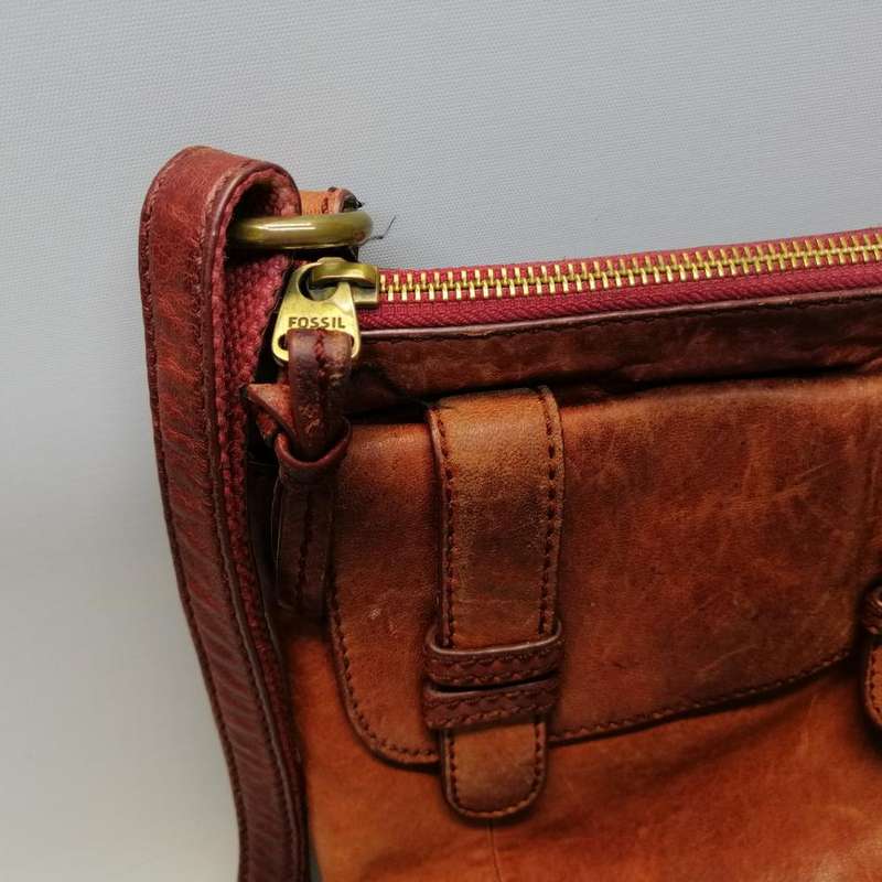 Original Fossil Brown Leather Shoulder Bag!!!