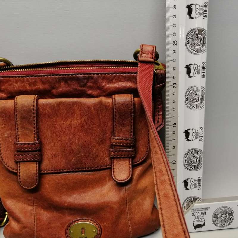 Original Fossil Brown Leather Shoulder Bag!!!