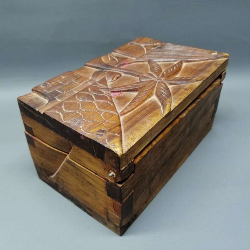 Hand Crafted Wood Jewelry Box From Zanzibar!!!