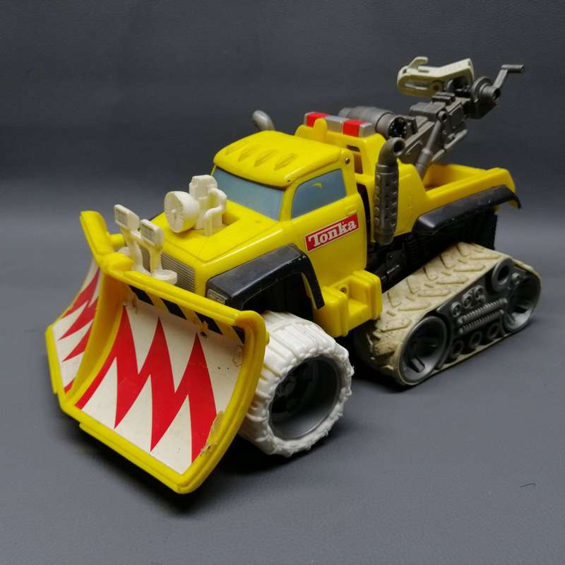 LARGE Original Tonka Battery Operated Snow Plow and Tow-truck