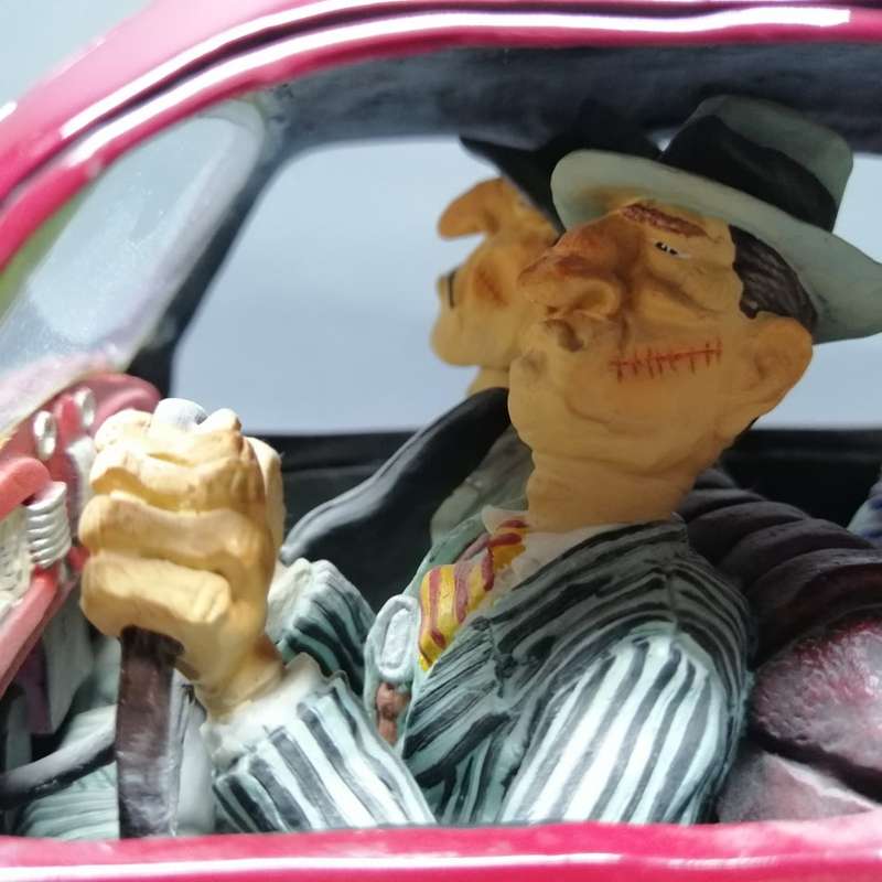 Large Original Numbered Limited Edition Guillermo Forchino Gangster Display Vehicle!!!
