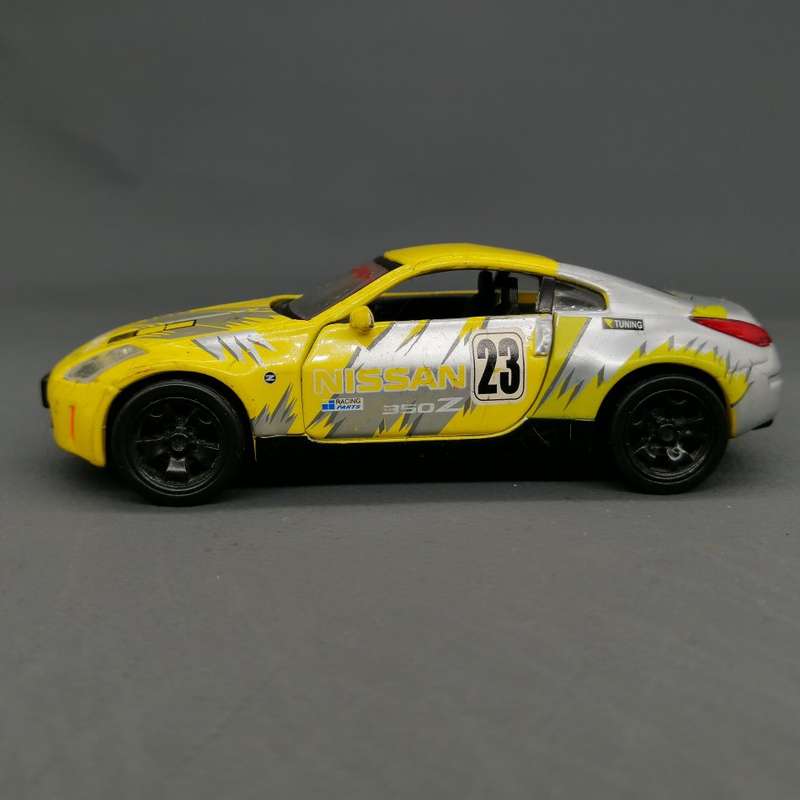 Original Detailed Die Cast Metal Tins Toys 1:35 Nissan Fairlady 350Z Racing Car!!!