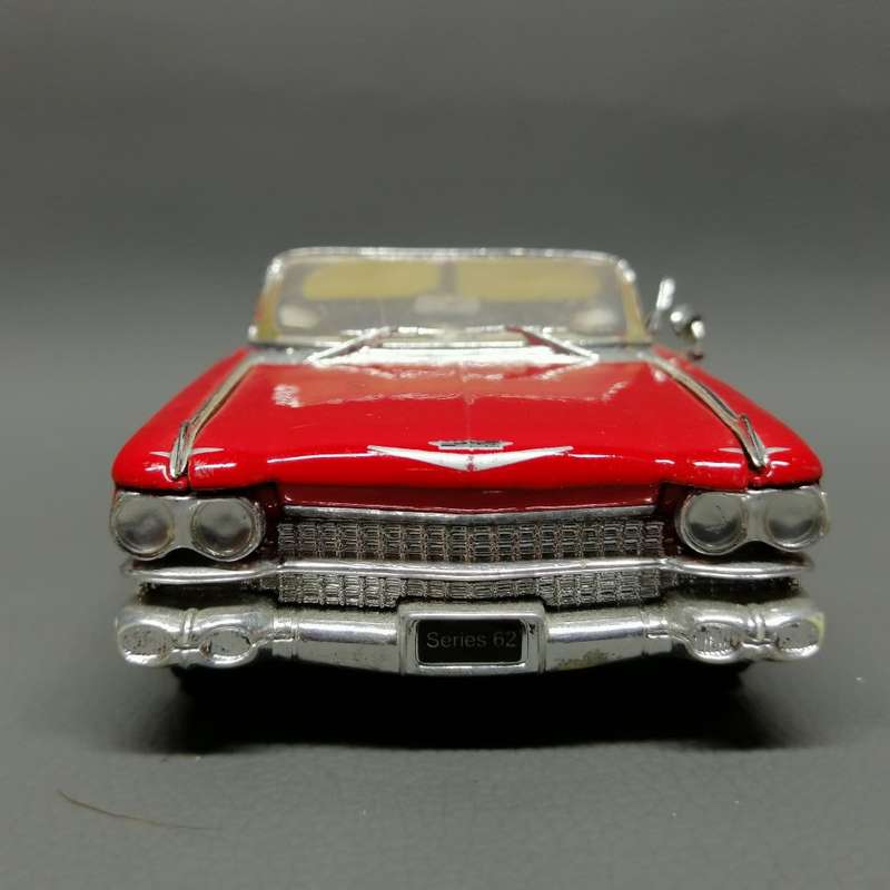Highly Detailed SS 1959 Cadillac Series 62 Scale 1:34!!!