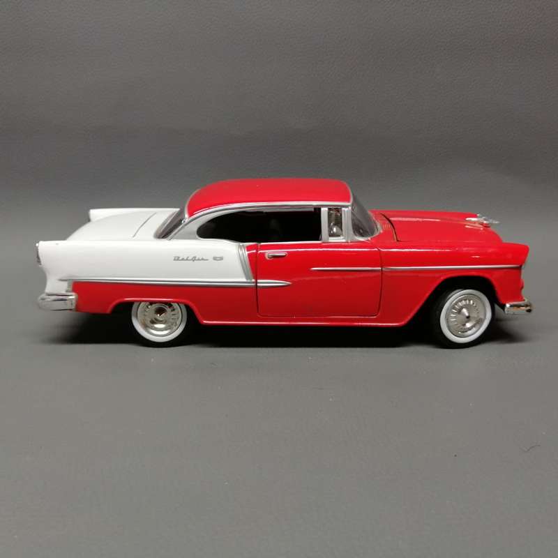 Scale 1:24 Highly Detailed Die Cast Metal 1955 Chevy Bel Air!!!